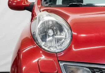 Подержанный автомобиль Nissan Micra Hatchback 2009 года (15 фото)