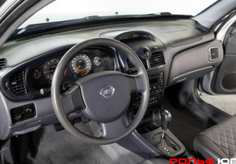 Подержанный автомобиль Nissan Almera Classic 2007 года (10 фото)