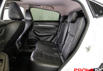 Подержанный автомобиль Haval F7x 2022 года (8 фото)