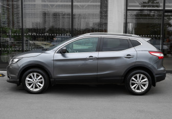 Подержанный автомобиль Nissan Qashqai 2014 года (7 фото)
