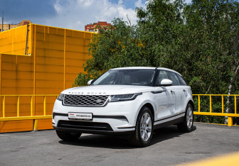 Подержанный автомобиль Land Rover Range Rover Velar 2017 года (1 фото)