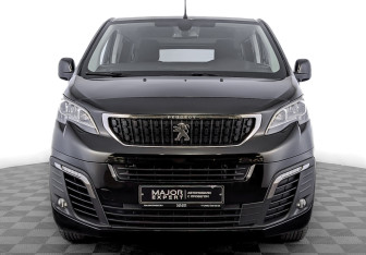Подержанный автомобиль Peugeot Traveller 2021 года (2 фото)