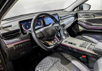 Подержанный автомобиль Exeed TXL 2022 года (16 фото)