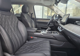 Подержанный автомобиль Tank 500 2023 года (10 фото)