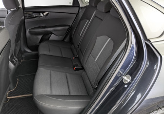 Подержанный автомобиль Kia Cerato Sedan 2020 года (18 фото)