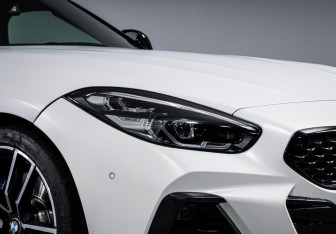 Подержанный автомобиль BMW Z4 Roadster 2020 года (13 фото)
