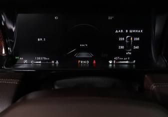Подержанный автомобиль Lincoln Navigator 2018 года (11 фото)