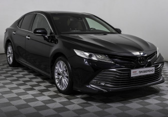 Подержанный автомобиль Toyota Camry Sedan 2019 года (3 фото)
