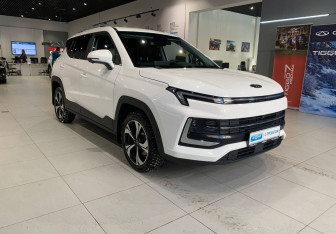 Подержанный автомобиль Москвич 3 2023 года (3 фото)