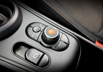 Подержанный автомобиль MINI Countryman 2019 года (26 фото)