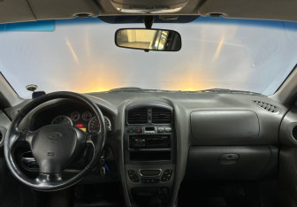 Подержанный автомобиль Hyundai Santa Fe 2009 года (12 фото)