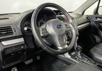Подержанный автомобиль Subaru Forester Suv 2013 года (13 фото)