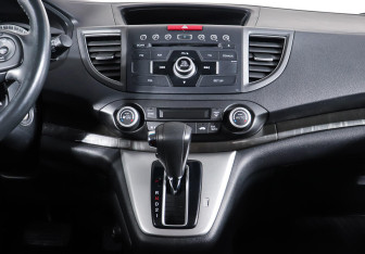 Подержанный автомобиль Honda CR-V 2013 года (16 фото)