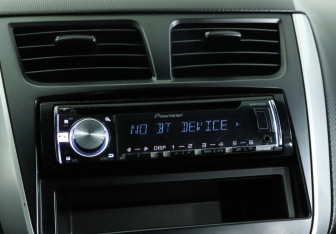 Подержанный автомобиль Hyundai Solaris Sedan 2013 года (15 фото)