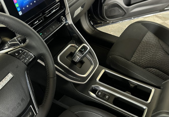 Подержанный автомобиль Haval M6 2023 года (17 фото)