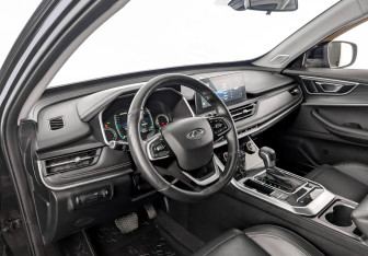 Подержанный автомобиль Chery Tiggo 8 2021 года (16 фото)