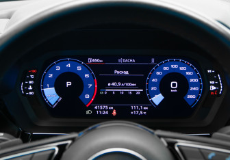 Подержанный автомобиль Audi A3 Hatchback 2022 года (11 фото)