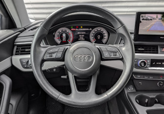 Подержанный автомобиль Audi A4 Sedan 2022 года (22 фото)