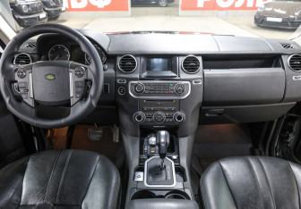 Подержанный автомобиль Land Rover Discovery 2009 года (15 фото)
