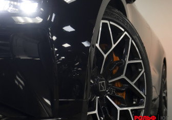 Подержанный автомобиль Zeekr 001 2024 года (31 фото)