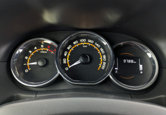 Подержанный автомобиль LADA (ВАЗ) Largus Wagon 2024 года (16 фото)