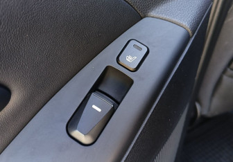 Подержанный автомобиль Hyundai ix35 2013 года (14 фото)