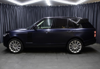 Подержанный автомобиль Land Rover Range Rover 2018 года (9 фото)