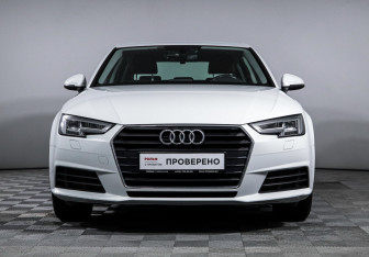 Подержанный автомобиль Audi A4 Sedan 2018 года (2 фото)