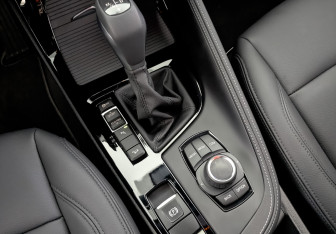 Подержанный автомобиль BMW X2 2021 года (26 фото)