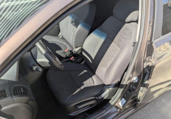 Подержанный автомобиль Hyundai Solaris Hatchback 2014 года (19 фото)