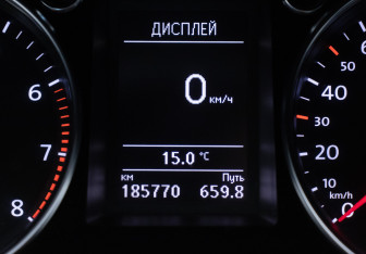 Подержанный автомобиль Volkswagen Passat CC 2014 года (12 фото)