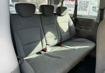 Подержанный автомобиль Hyundai H-1 2020 года (12 фото)