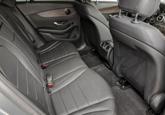 Подержанный автомобиль Mercedes-Benz GLC Coupe 2019 года (18 фото)