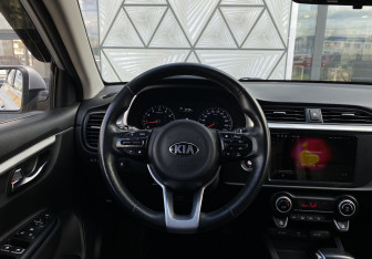 Подержанный автомобиль Kia Rio Hatchback 2020 года (14 фото)