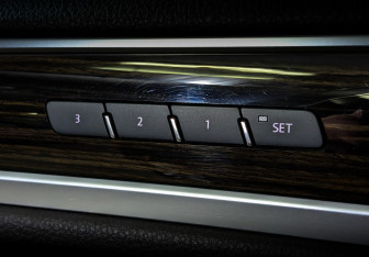 Подержанный автомобиль Volkswagen Touareg 2017 года (30 фото)