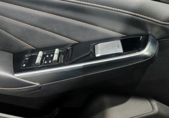 Подержанный автомобиль Geely Preface 2024 года (16 фото)