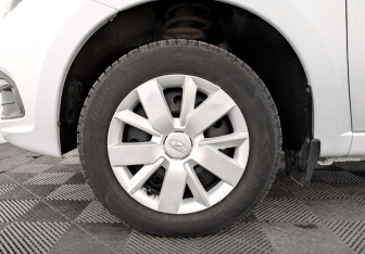 Подержанный автомобиль LADA (ВАЗ) Granta Sedan 2023 года (18 фото)