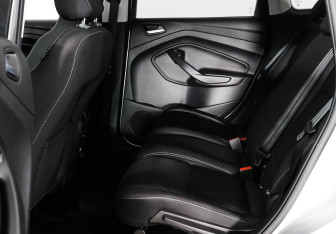 Подержанный автомобиль Ford Kuga 2018 года (12 фото)