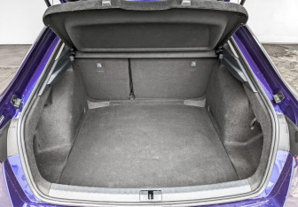 Подержанный автомобиль Skoda Octavia Liftback 2021 года (10 фото)