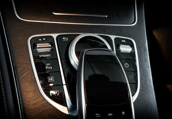 Подержанный автомобиль Mercedes-Benz GLC Coupe 2017 года (27 фото)