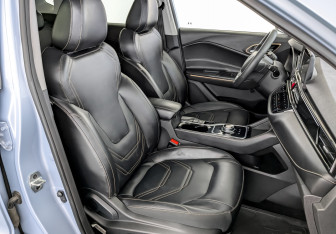 Подержанный автомобиль Москвич 3е 2023 года (24 фото)