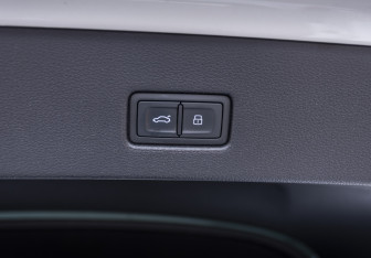 Подержанный автомобиль Audi A7 2018 года (23 фото)
