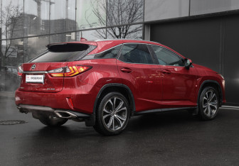 Подержанный автомобиль Lexus RX 2018 года (5 фото)