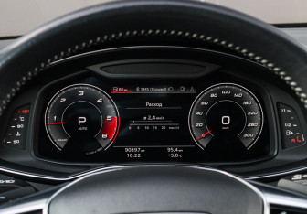 Подержанный автомобиль Audi A7 2020 года (31 фото)