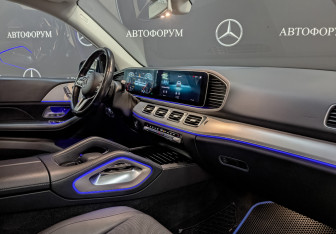 Подержанный автомобиль Mercedes-Benz GLE 2019 года (13 фото)