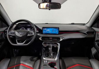 Подержанный автомобиль Kaiyi E5 2023 года (23 фото)