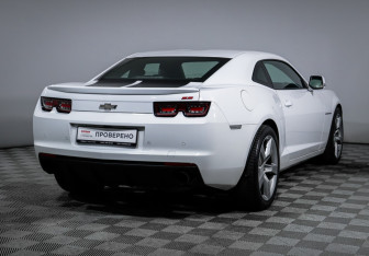 Подержанный автомобиль Chevrolet Camaro Coupe 2012 года (5 фото)