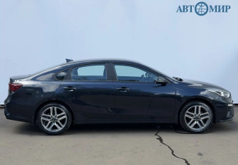 Подержанный автомобиль Kia Cerato Sedan 2020 года (4 фото)