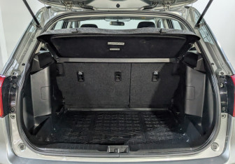 Подержанный автомобиль Suzuki Vitara 2016 года (10 фото)