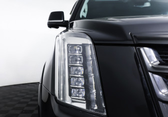 Подержанный автомобиль Cadillac Escalade Suv 2020 года (28 фото)